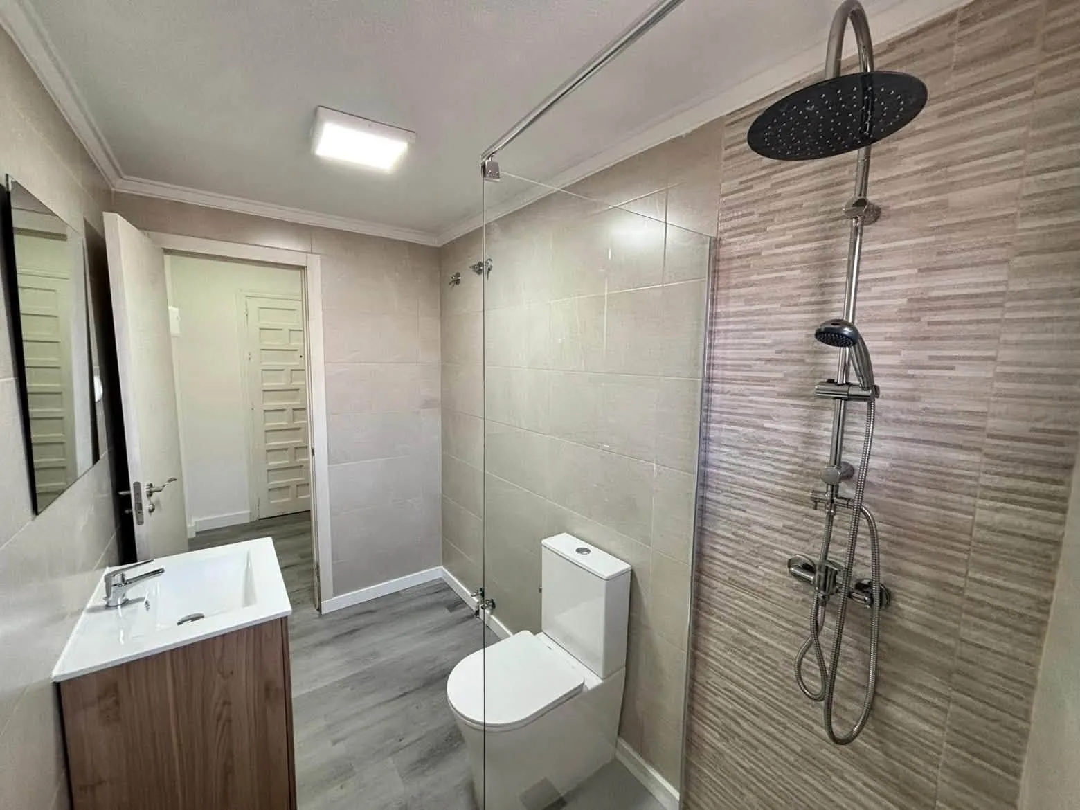 LONG-TERM RENTAL – CENTRAL TORREVIEJA — foto 5 de 7