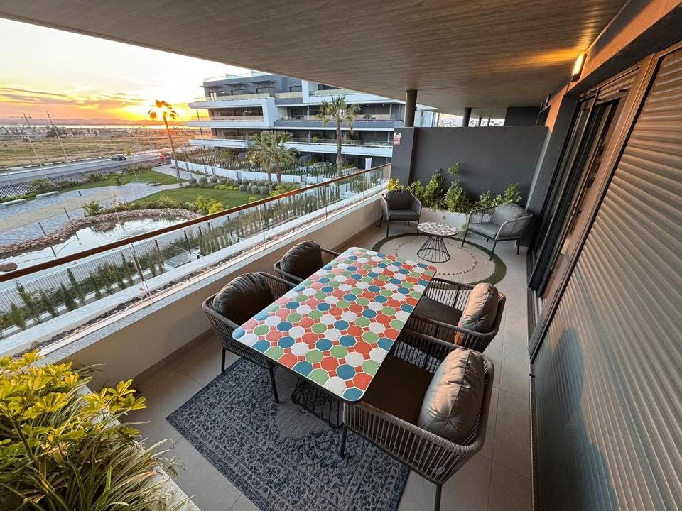Exclusive Apartment for Short-Term Rental – Lagoon Village, Torrevieja — foto 11 de 19