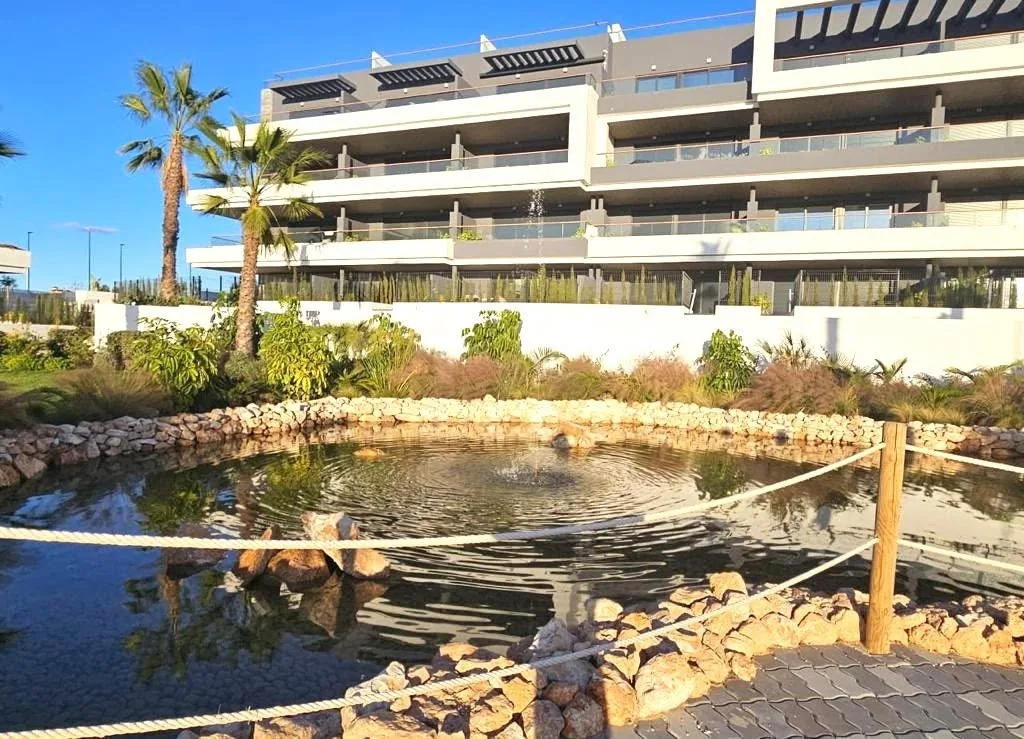 Luxury Ground Floor Apartment in Lagoon Village – Torrevieja — foto 12 de 12