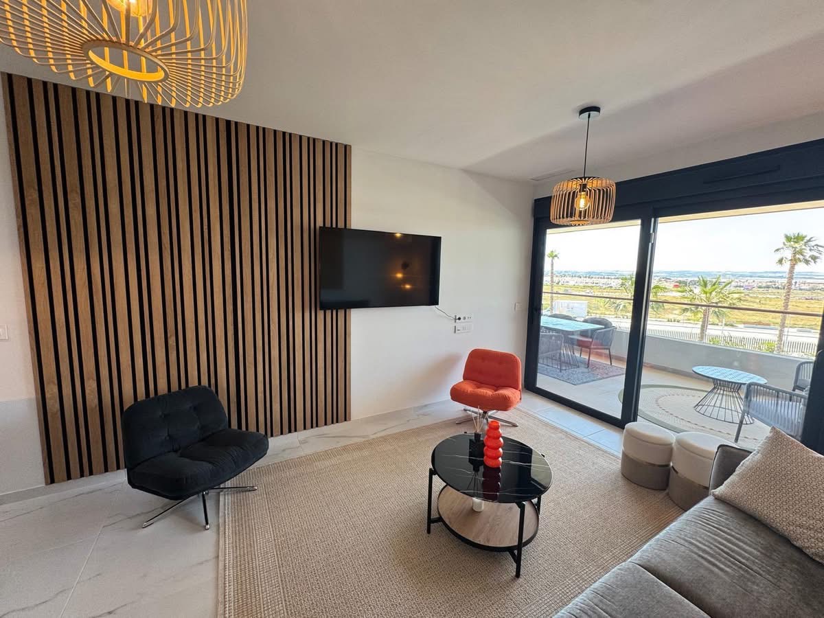Exclusive Apartment for Short-Term Rental – Lagoon Village, Torrevieja — foto 5 de 19