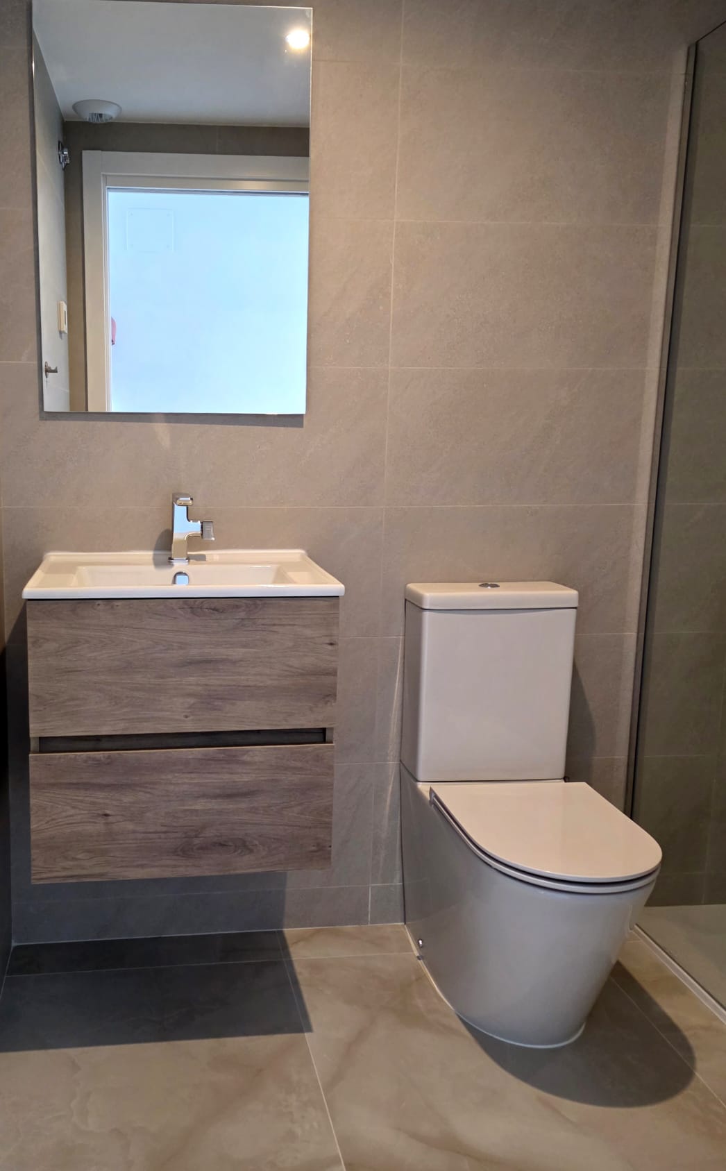Luxury Long-Term Rental – Valonia Resort, Punta Prima | €1,750/month Available now
