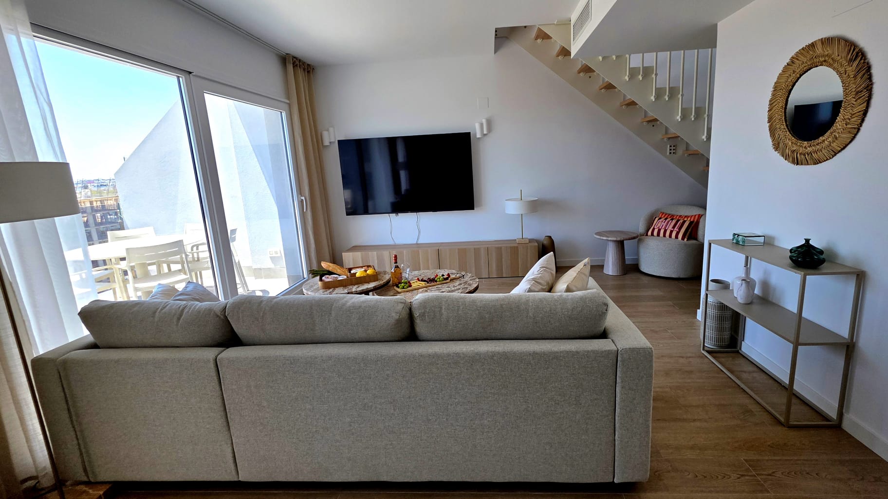 Luxury Penthouse for Long-Term Rent – Valonia Resort, Punta Prima  €1,800/month | Available now — Foto 3 von 19