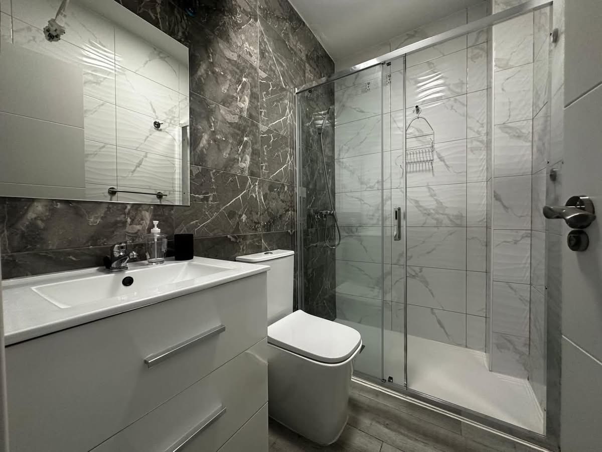 Long-Term Rental – Modern Townhouse in Las Filipinas, Orihuela Costa — foto 16 de 20