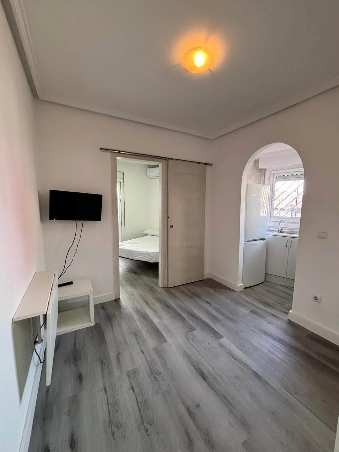 LONG-TERM RENTAL – CENTRAL TORREVIEJA — foto 2 de 7