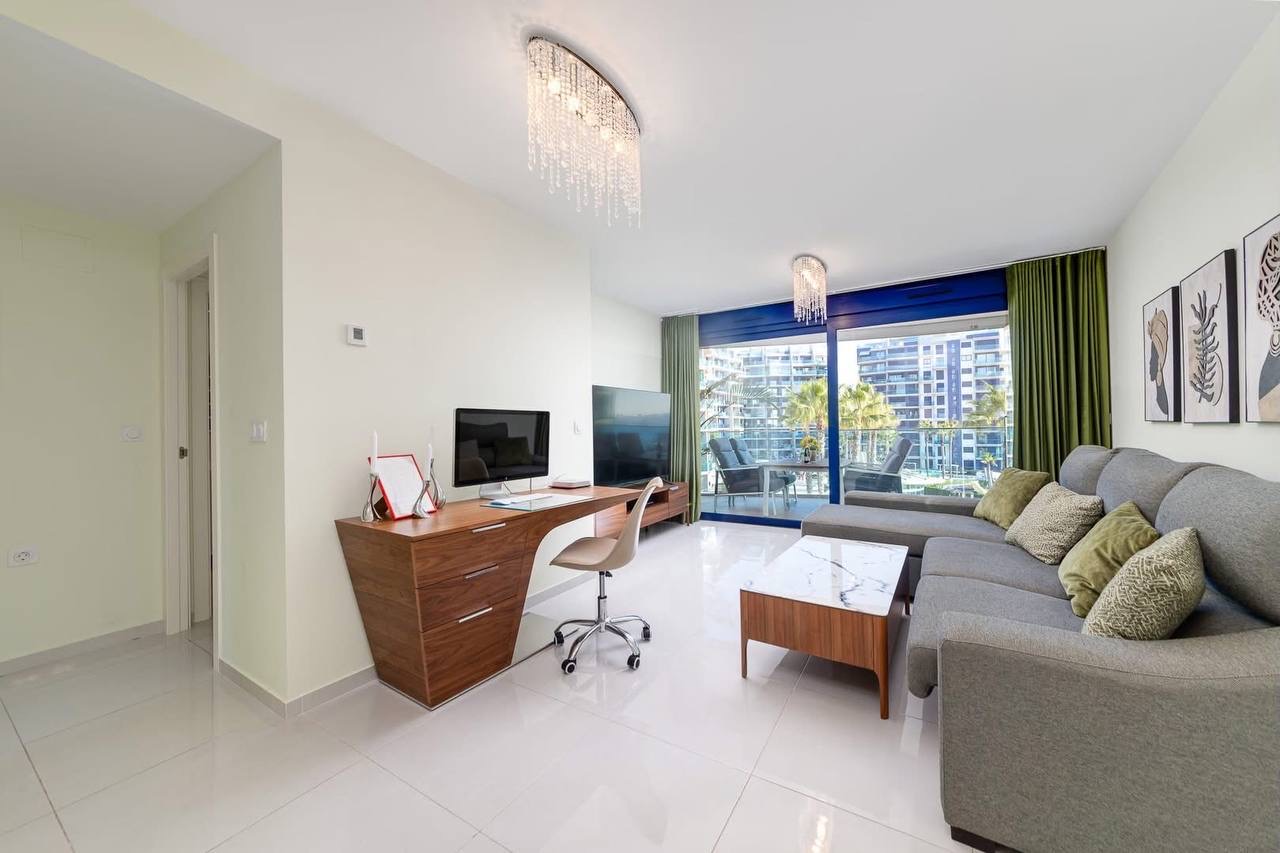 Long-Term Rental – Sea Senses, Punta Prima €1,700/month | Available from September — bild 4 av 10