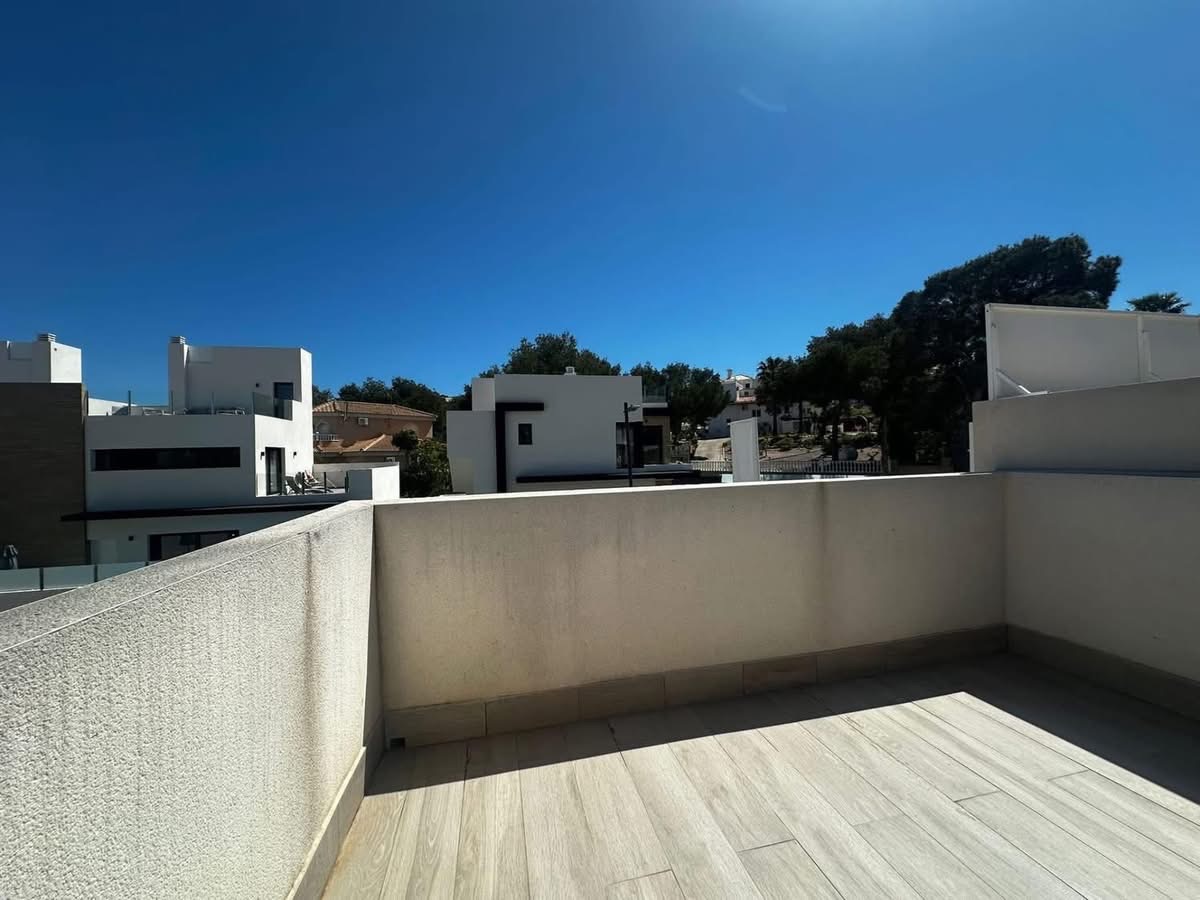 Long-Term Rental – Modern Townhouse in Las Filipinas, Orihuela Costa — foto 13 de 20