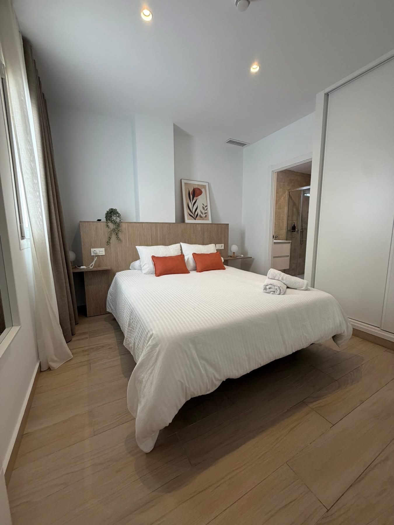 Holiday Apartments – Torrevieja Centre From €70/night | Available now — Foto 8 von 12