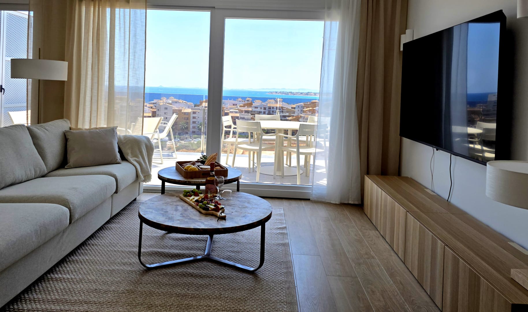 Luxury Penthouse for Long-Term Rent – Valonia Resort, Punta Prima  €1,800/month | Available now — Foto 2 von 19