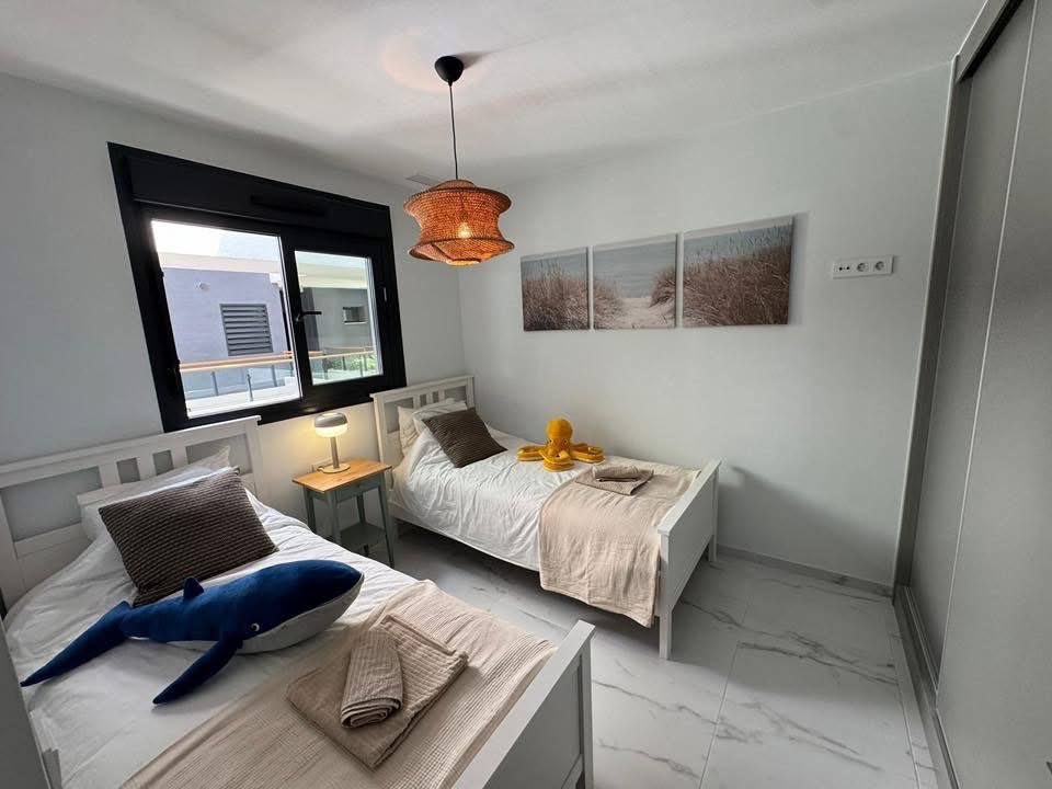 Exclusive Apartment for Short-Term Rental – Lagoon Village, Torrevieja — foto 4 de 19
