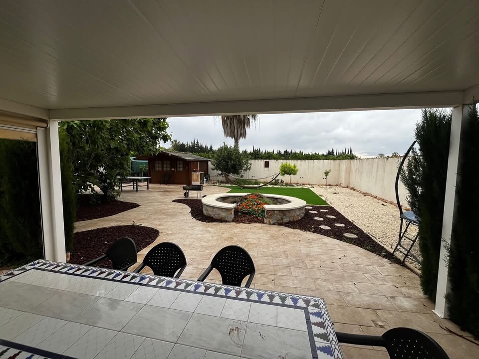 Villa for Long-Term Rent in Los Montesinos — foto 3 de 13